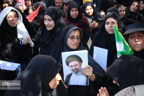 مراسم تشییع و تدفین آقای شهید ایران  در جوار امام رئوف مشهدالرضا (ع)