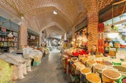 ساماندهی سد معبر در هسته مرکزی و بازار تاریخی ارومیه ادامه دارد