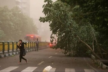 هشدار نسبت به وزش باد شدید در تهران/ احتمال سقوط اجسام از ارتفاع