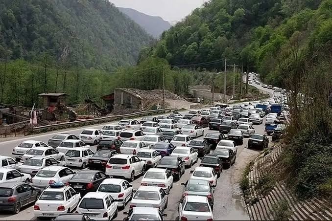 آخرین وضعیت جاده‌ها/ ترافیک سنگین در هراز و ۳ محور منتهی به تهران
