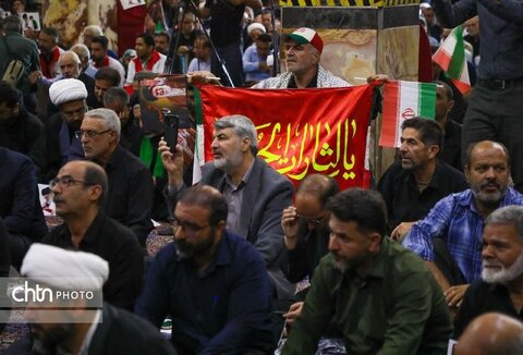 حضور گسترده مسئولین و مردم در سوگ و یاد رهبر شهید انقلاب اسلامی در یزد
