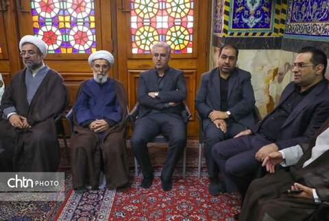حضور گسترده مسئولین و مردم در سوگ و یاد رهبر شهید انقلاب اسلامی در یزد