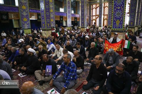 حضور گسترده مسئولین و مردم در سوگ و یاد رهبر شهید انقلاب اسلامی در یزد
