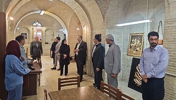 بازدید سرپرست معاونت صنایع‌دستی وزارت میراث‌فرهنگی از شرکت تعاونی هنرمندان صنایع‌دستی استان مرکزی/ ضرورت حمایت از تولید و توانمندسازی هنرمندان