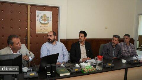 فرهاد عزیزی