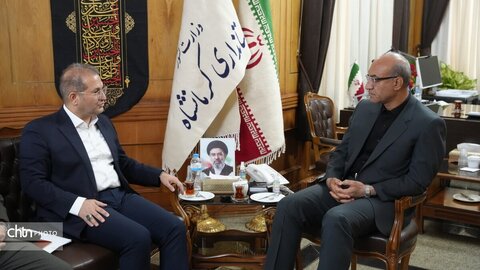 فرهاد عزیزی
