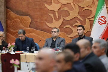 نشست انجمن میراث فرهنگی و انجمن خیرین میراث‌فرهنگی استان اصفهان