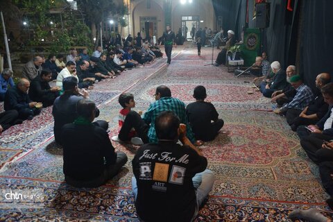 ارگ حکومتی یزد میزبان سومین شب بزرگداشت قائد شهید امت و شهدای جنگ رمضان