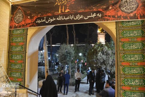 ارگ حکومتی یزد میزبان سومین شب بزرگداشت قائد شهید امت و شهدای جنگ رمضان