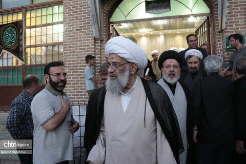 مراسم اولین شب جمعه دفن آقای شهید ایران با حضور آیت الله ملکوتی در تبریز