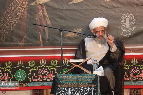 مراسم اولین شب جمعه دفن آقای شهید ایران با حضور آیت الله ملکوتی در تبریز