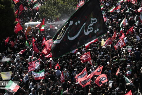 تصاویری متفاوت از حضور گسترده مردم در تشییع پیکر آقای شهید ایران در مشهد