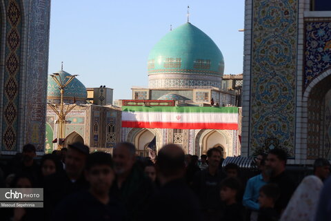 تصاویری متفاوت از حضور گسترده مردم در تشییع پیکر آقای شهید ایران در مشهد