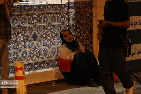 تصاویری متفاوت از حضور گسترده مردم در تشییع پیکر آقای شهید ایران در مشهد
