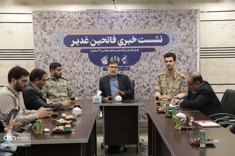 نشست خبری فرمانده لشکر عملیاتی31 عاشورا در تبریز