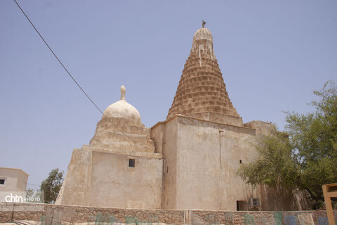 جزیره زیبا و درخشان خارگ