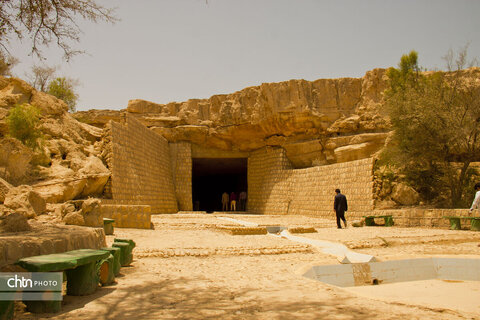 جزیره زیبا و درخشان خارگ