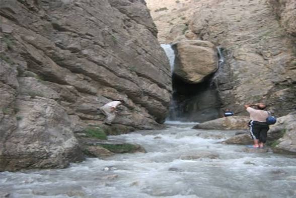 موسیقیِ خروشانِ طبیعت در دامنه‌ی دنا؛ «آبشار نمک» سی‌سخت