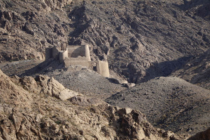 قلعه سارو