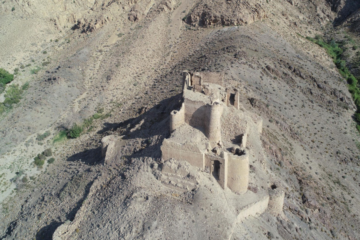 قلعه سارو