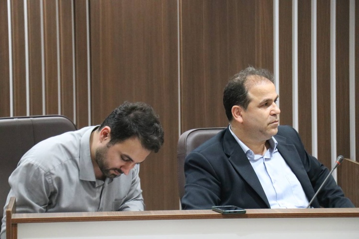نشست رفع موانع سرمایه‌گذاری گردشگری استان گیلان