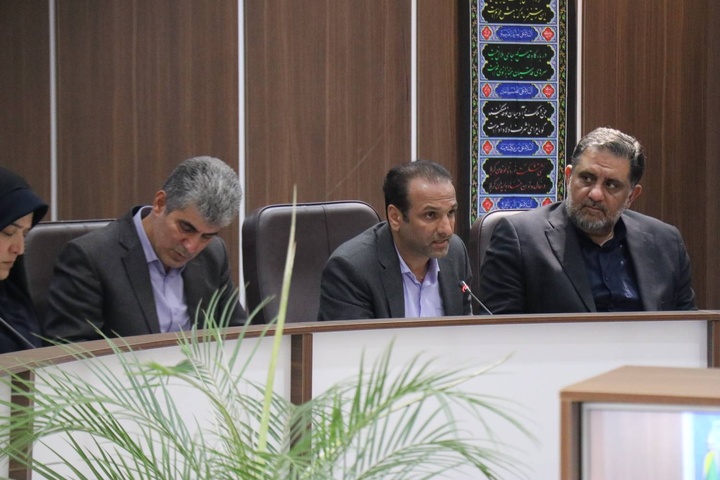 نشست رفع موانع سرمایه‌گذاری گردشگری استان گیلان