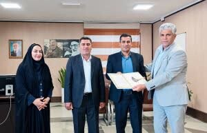 تحویل سکان گردشگری شهرستان ویژه سپیدان به مدیر بومی و تأکید بر توسعه پایدار و اشتغال‌زایی