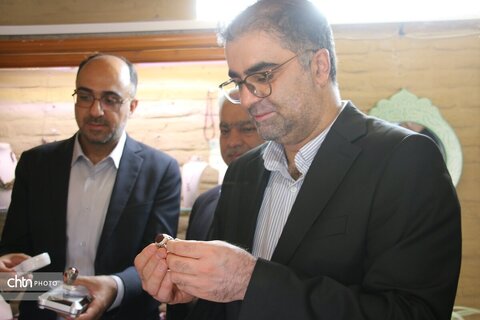 بازدید مشترک مدیران عالی معاونت علمی فن آوری ریاست جمهوری و مدیرکل میراث  ازمرکز نوآوری وخانه خلاق میراث فرهنگی گردشگری وصنایع دستی خراسان رضوی