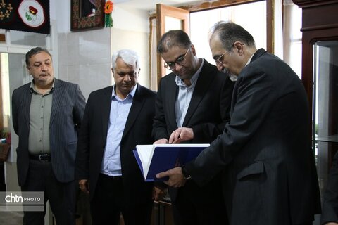 بازدید مشترک مدیران عالی معاونت علمی فن آوری ریاست جمهوری و مدیرکل میراث  ازمرکز نوآوری وخانه خلاق میراث فرهنگی گردشگری وصنایع دستی خراسان رضوی