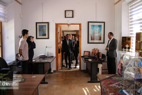 بازدید مشترک مدیران عالی معاونت علمی فن آوری ریاست جمهوری و مدیرکل میراث  ازمرکز نوآوری وخانه خلاق میراث فرهنگی گردشگری وصنایع دستی خراسان رضوی