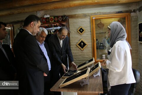 بازدید مشترک مدیران عالی معاونت علمی فن آوری ریاست جمهوری و مدیرکل میراث  ازمرکز نوآوری وخانه خلاق میراث فرهنگی گردشگری وصنایع دستی خراسان رضوی