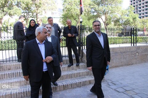 بازدید مشترک مدیران عالی معاونت علمی فن آوری ریاست جمهوری و مدیرکل میراث  ازمرکز نوآوری وخانه خلاق میراث فرهنگی گردشگری وصنایع دستی خراسان رضوی