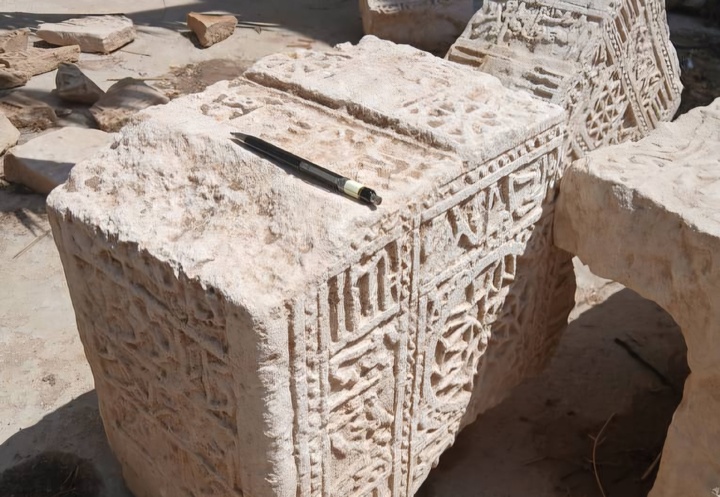 اهدای آثار ارزشمند تاریخی به موزه تاریخ و فرهنگ شهرستان جم با مشارکت مردم فرهنگ‌دوست