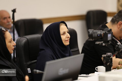 نشست خبری تشکیل تشکل حرفه ای صنایع دستی استان اصفهان