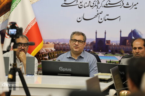 نشست خبری تشکیل تشکل حرفه ای صنایع دستی استان اصفهان