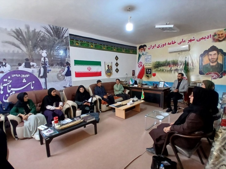 نشست هماندیشی مسئولان ادارهکل میراثفرهنگی سیستان و بلوچستان با صنعتگران نیمروز برگزار شد نشست هماندیشی مسئولان ادارهکل میراثفرهنگی سیستان و بلوچستان با صنعتگران نیمروز برگزار شد