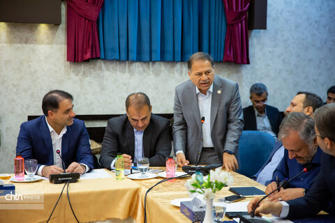 نشست تخصصی میز گردشگری استان اصفهان