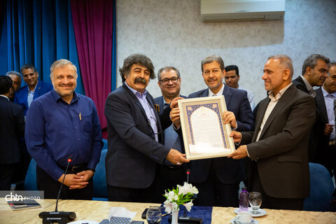 نشست تخصصی میز گردشگری استان اصفهان
