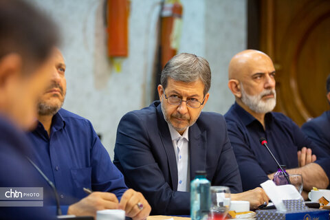 نشست تخصصی میز گردشگری استان اصفهان
