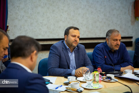 نشست تخصصی میز گردشگری استان اصفهان
