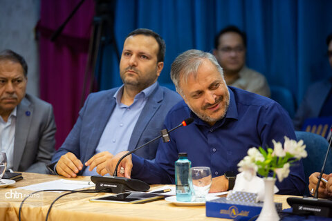 نشست تخصصی میز گردشگری استان اصفهان