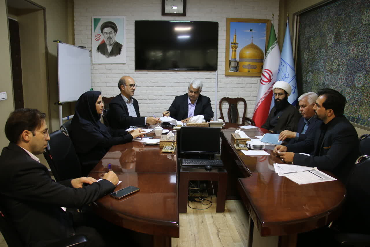 ثبت شهر فیروزه به‌عنوان شهر ملی صنایع‌دستی گامی برای رونق گردشگری معدنی است