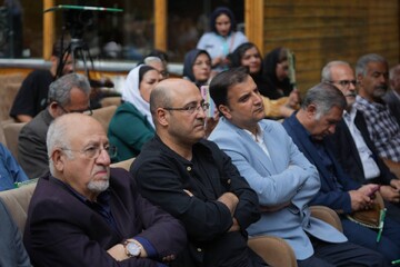حق شناس: راز ماندگاری ایران، وحدت است/ پاسداشت پرچم، پاسداشت زبان فارسی است