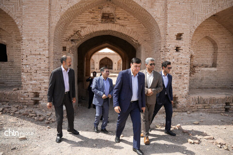 بازدید معاون استاندار کرمان از ابنیه تاریخی شهرستان راور