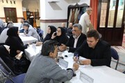 برپایی میز خدمت مسئولان شهرستان پردیس در نماز جمعه