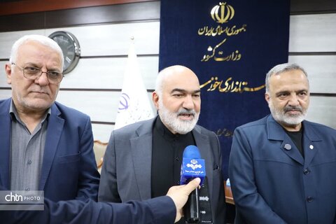 عبور حدود ۲۰۰ هزار زائر از مرزهای شلمچه و چذابه/ تشکیل اتاق عملیات مشترک با مسئولان عراقی