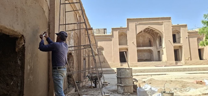 مرمت منزل تاریخی قارنی در شهر قائن آغاز شد