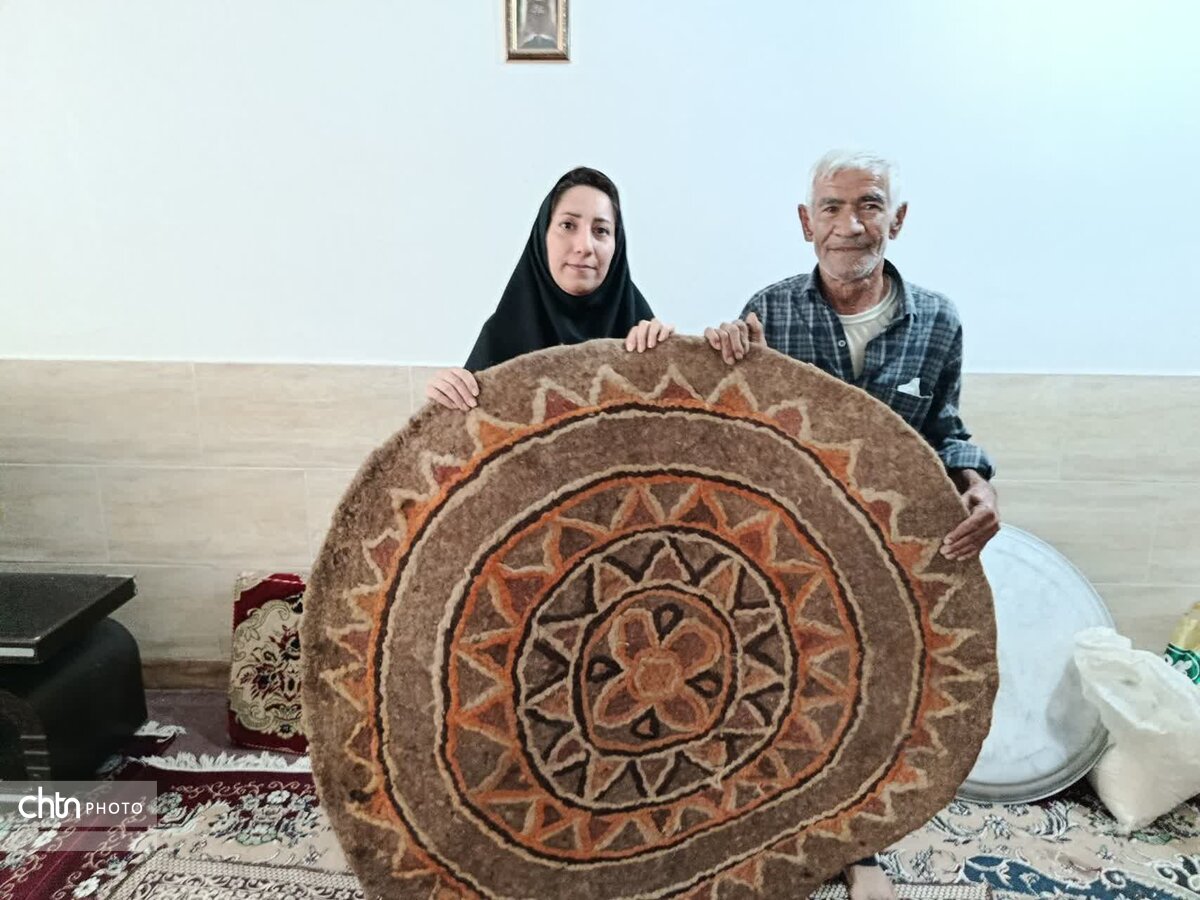 تجلیل از پیشکسوتان عبابافی و نمدمالی بهبهان/ حمایت از هنرمندان صنایعدستی شهرستان تداوم مییابد