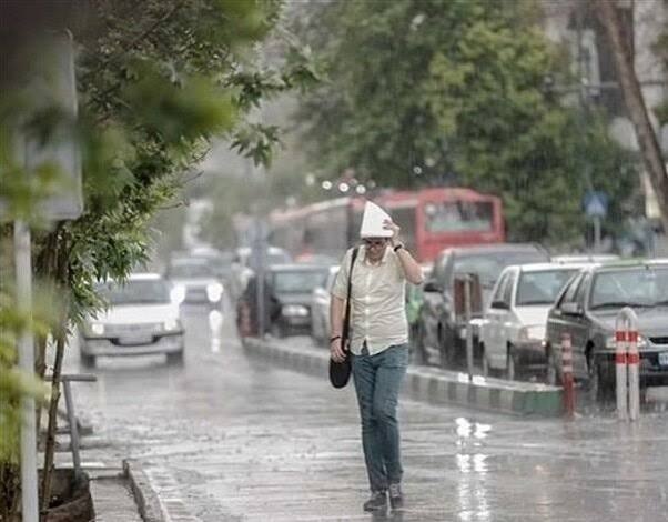 رگبار باران و رعدوبرق در جنوب شرق کشور