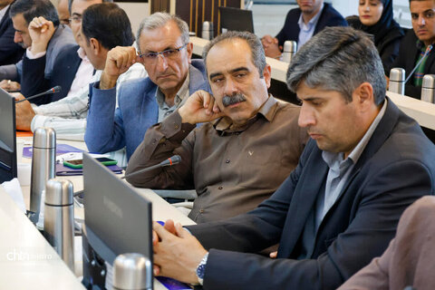 چهارمین نشست شورای گفت‌و گوی دولت و بخش خصوصی استان چهارمحال و بختیاری در سال 1405